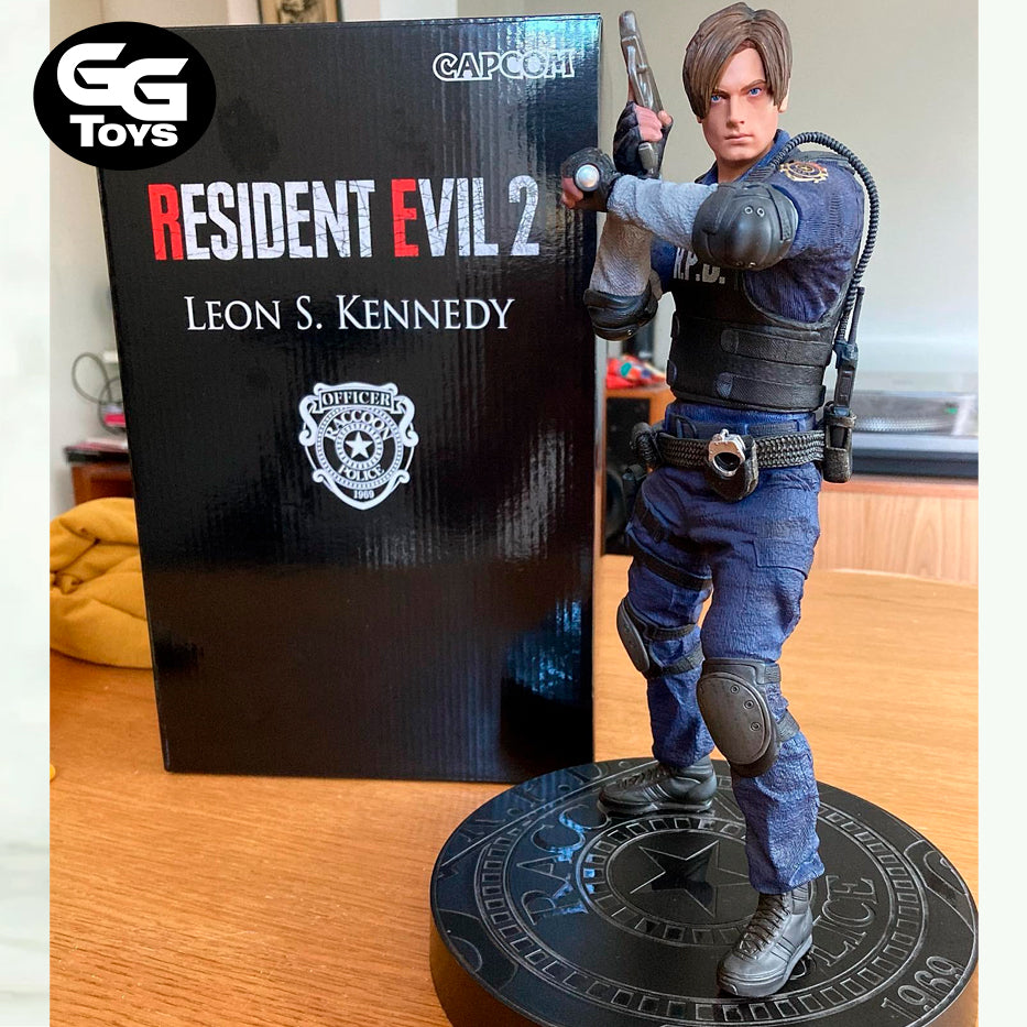 Leon Kennedy - Resident Evil- Figura de Acción 32 cm - En Caja - PVC / Plástico
