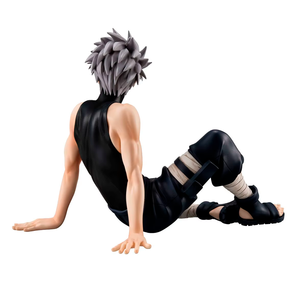 Kakashi Sentado - Naruto - Figura de Acción 9 cm - En Caja - PVC / Plástico