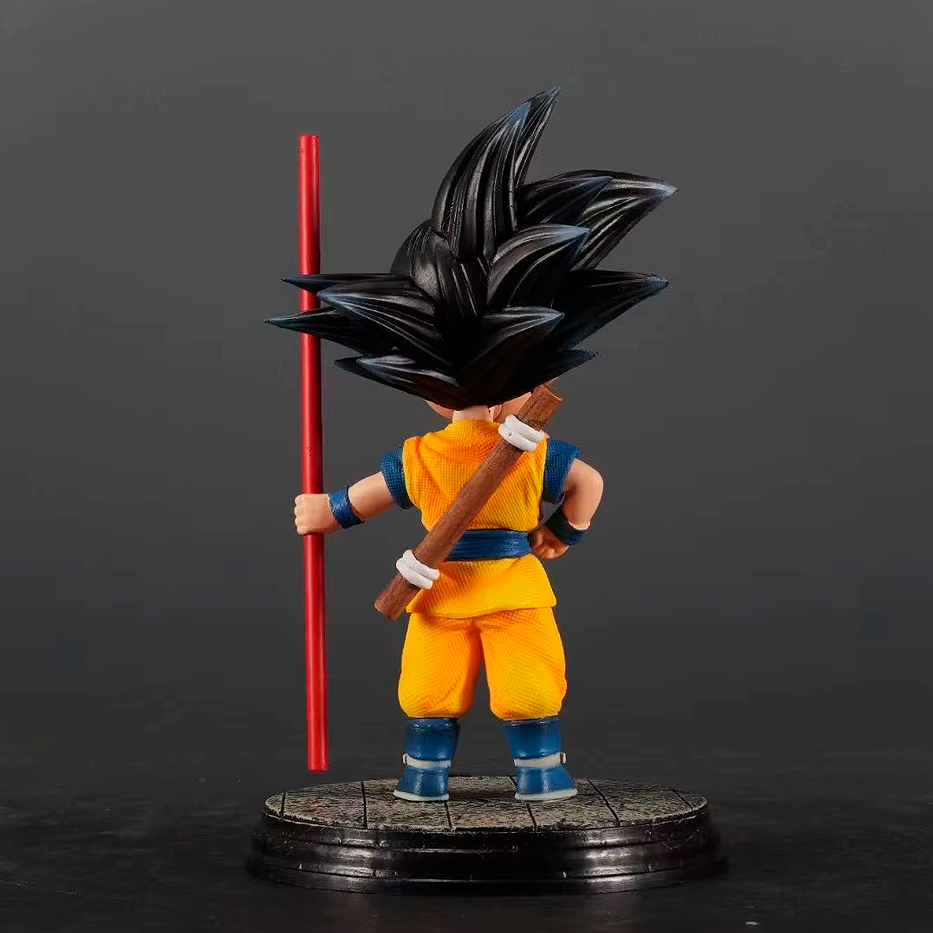 Goku Niño con Báculo - Dragon Ball Daima - Figura de Acción 17 cm - En Caja - PVC / Plástico