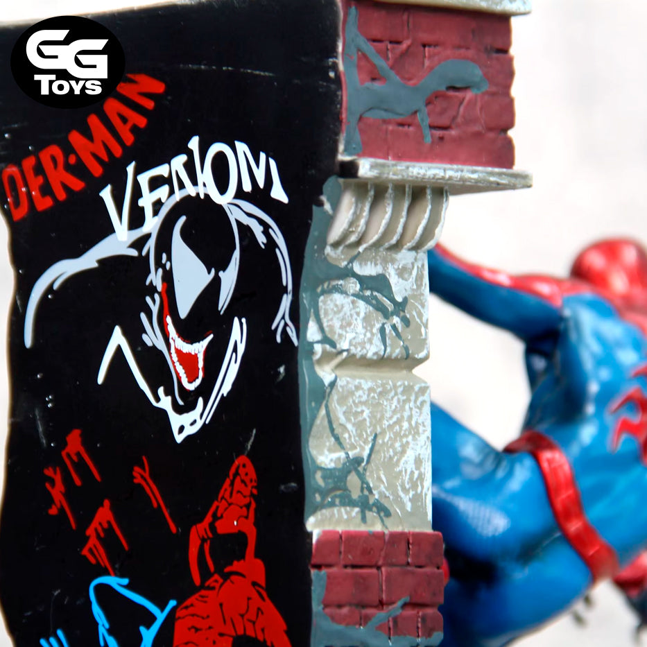 Spiderman Vínculo Simbionte - Spiderman - Figura de Acción 28 cm - En Caja - PVC / Plástico