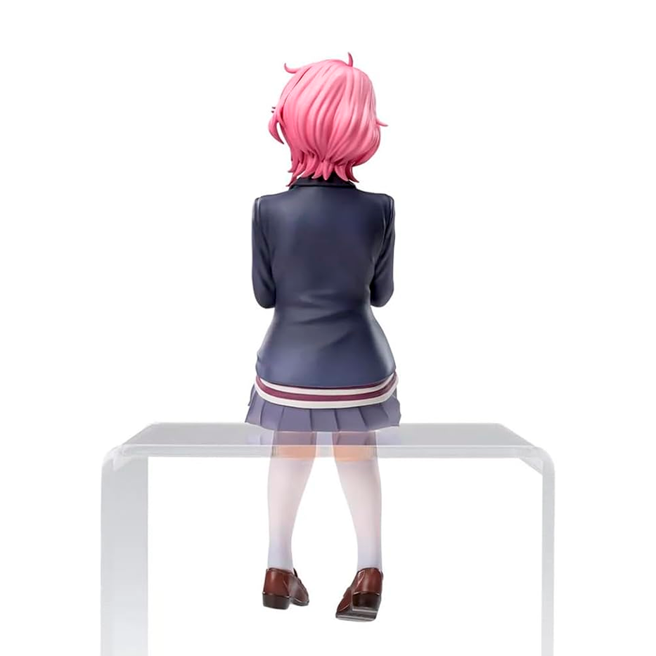 Shiratori Aira Sentada - DanDaDan - Figura de Acción 15 cm - En Caja - PVC / Plástico