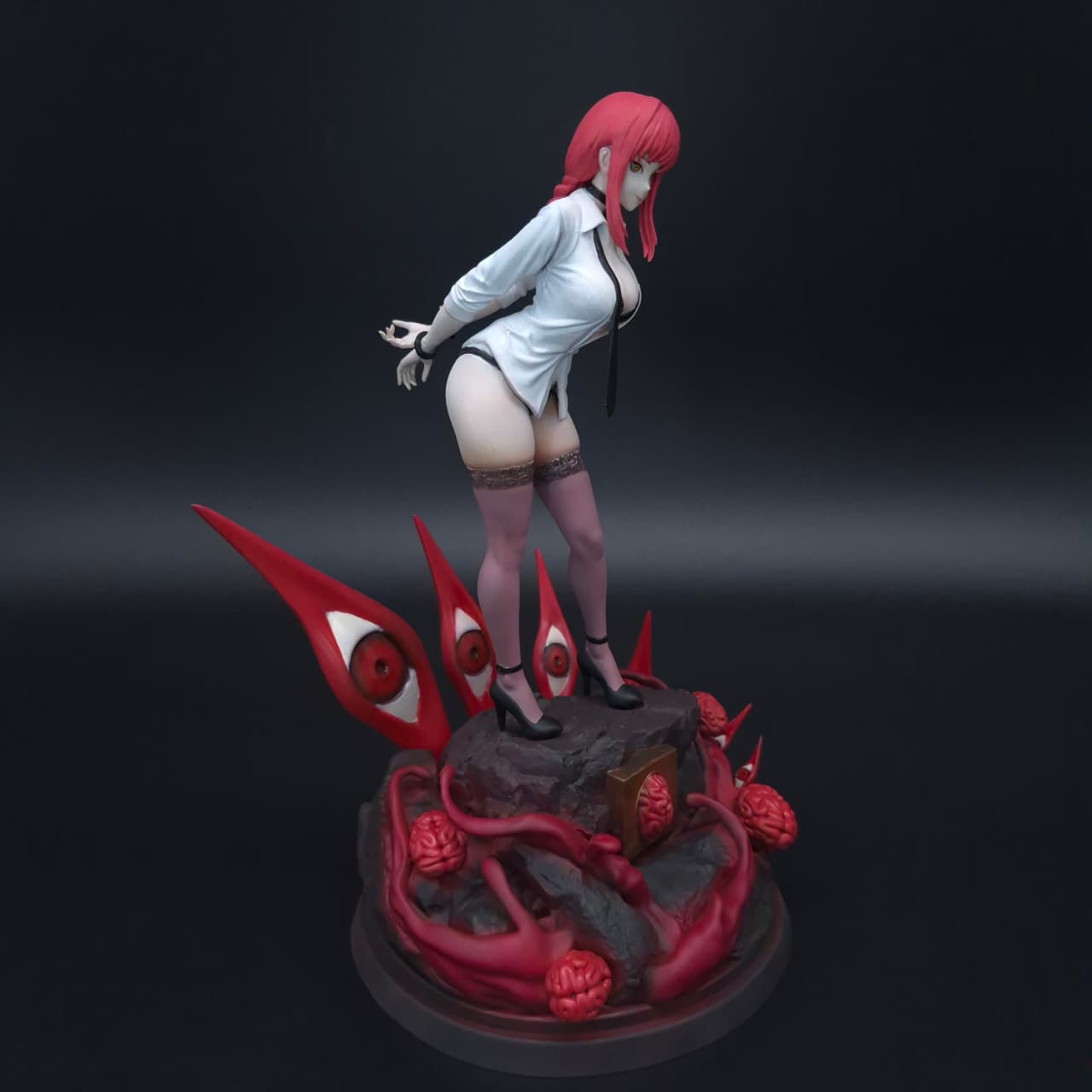 Makima- Chainsaw Man -Figura de Acción 24 cm - En Caja - Resina