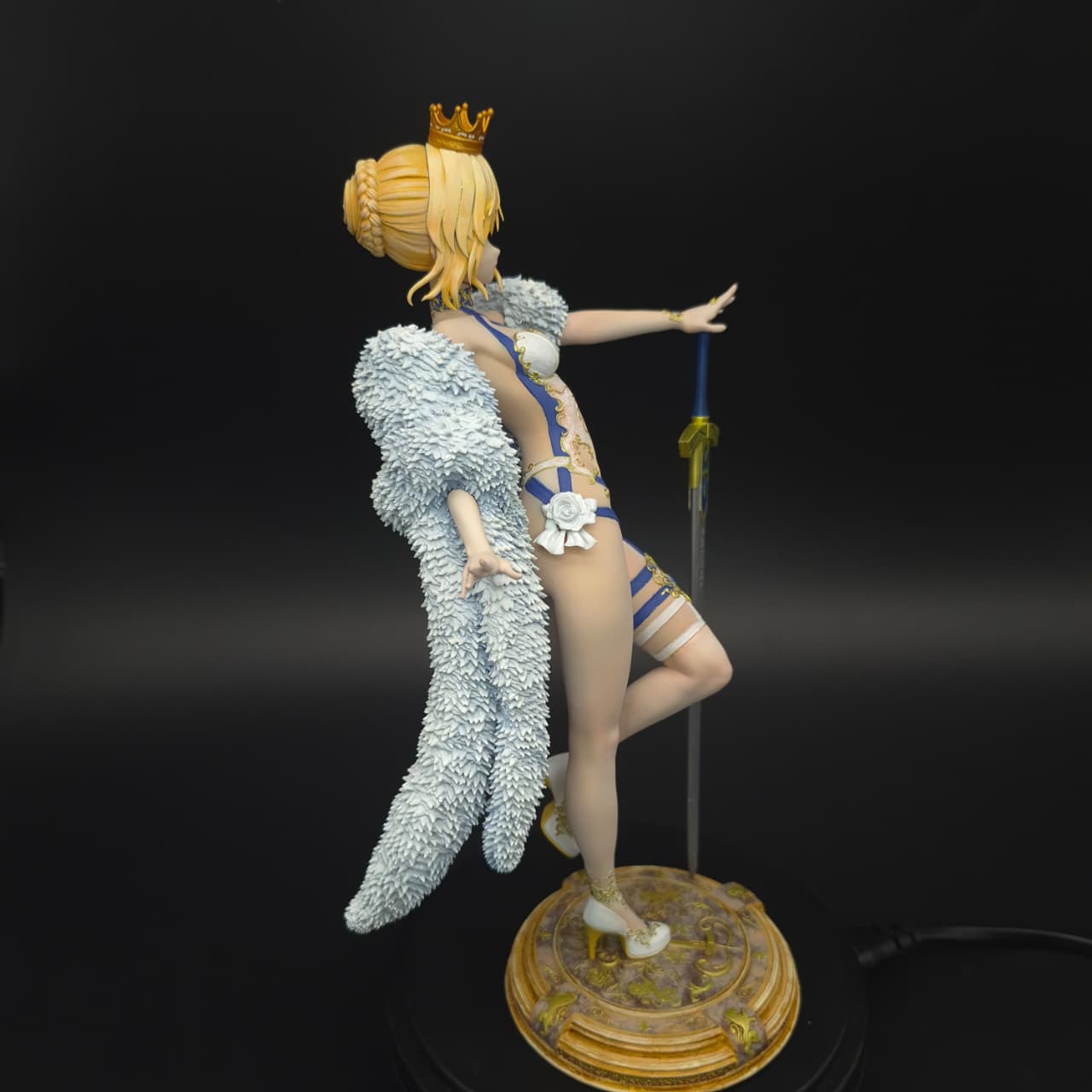 Saber- Fate/stay night- Figura de Acción 23.5 cm - En Caja - Resina