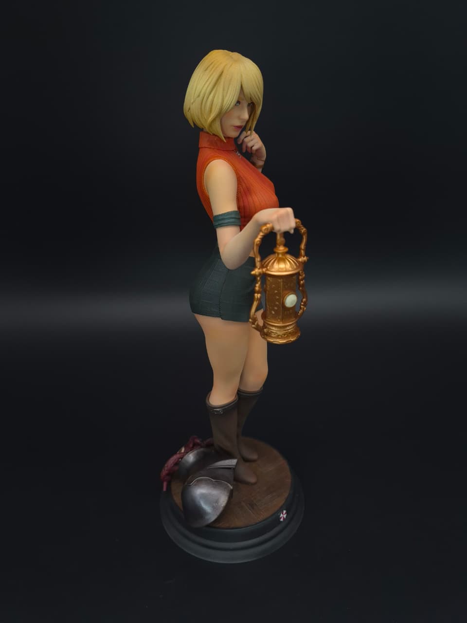 Ashley Graham - Resident Evil- Figura de Acción 31.5 cm - En Caja - Resina