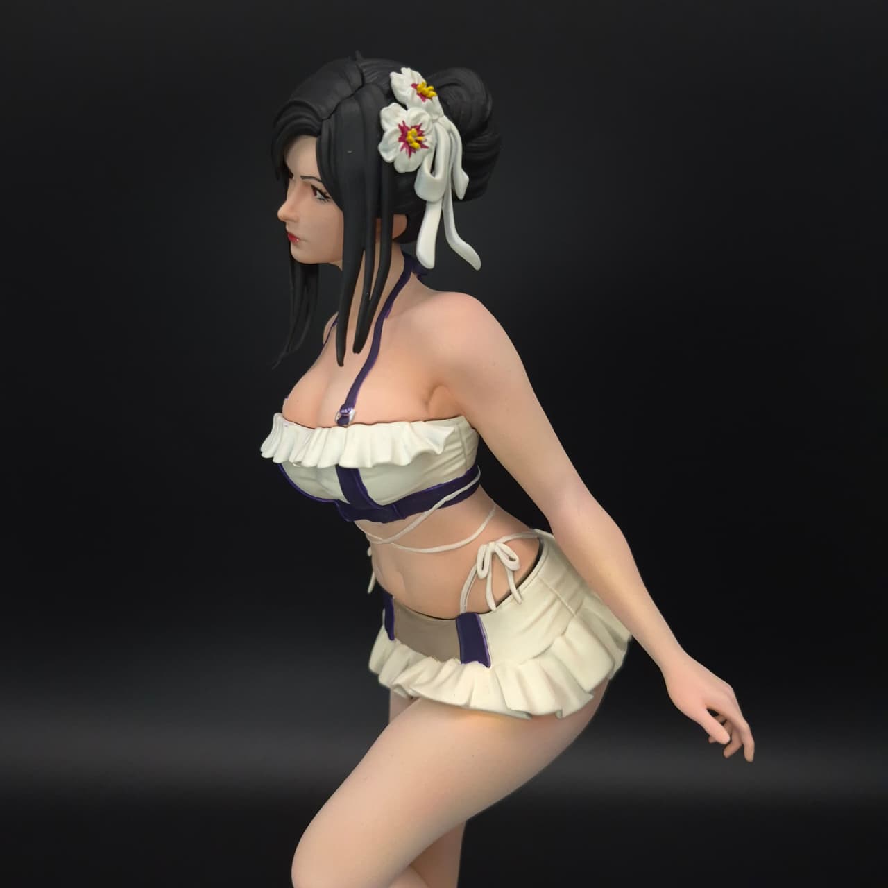 Tifa Lockhart- Final Fantasy- Figura de Acción 32 cm - En Caja - Resina