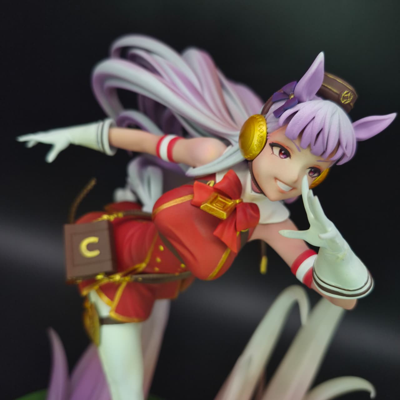 Gold Ship- Uma Musume- Figura de accion- 25 cm- En caja