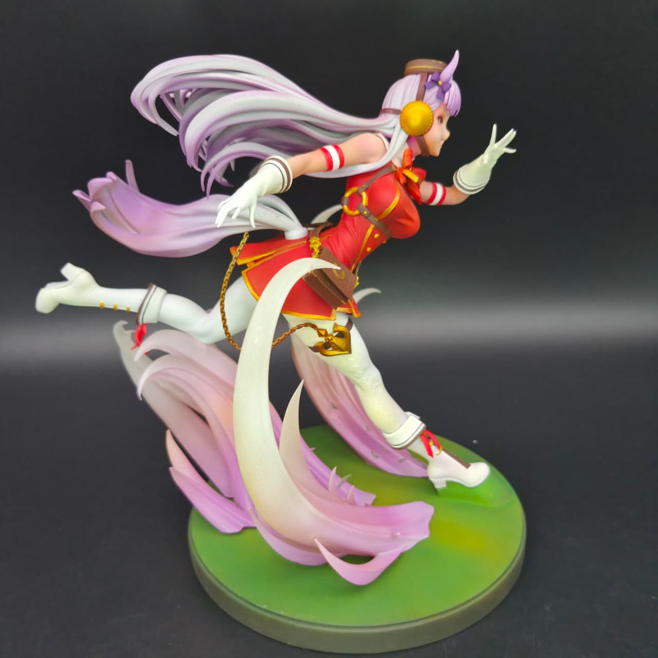 Gold Ship- Uma Musume- Figura de accion- 25 cm- En caja