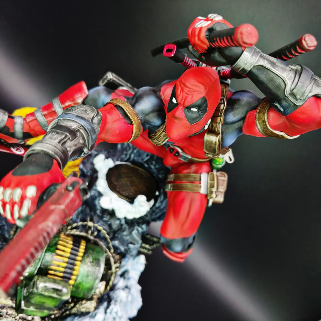 Deadpool- Marvel- Figura de accion- 25 cm- En caja