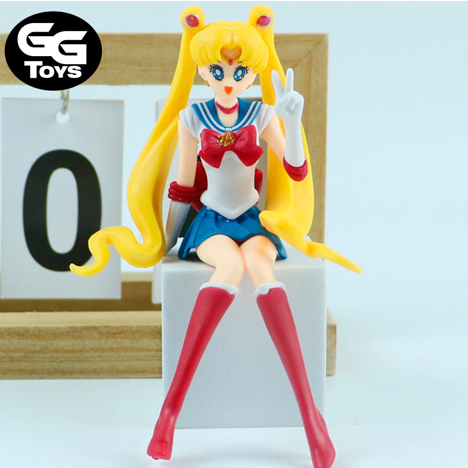 Sailor Moon Sentada - Figura de Acción - 13 cm - PVC / Plástico