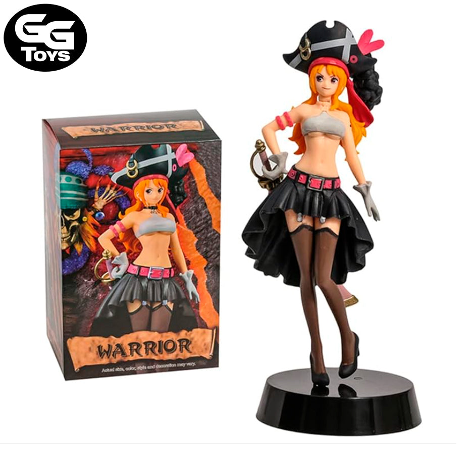 Nami Pirata- One Piece - Figura de Acción 18 cm - En Caja - PVC / Plástico