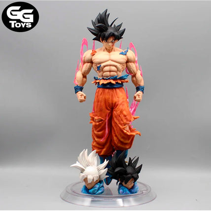 Goku Ultra Instinto Flotando - Dragon Ball Super - Figura de Acción 34 cm - En Caja - PVC / Plástico