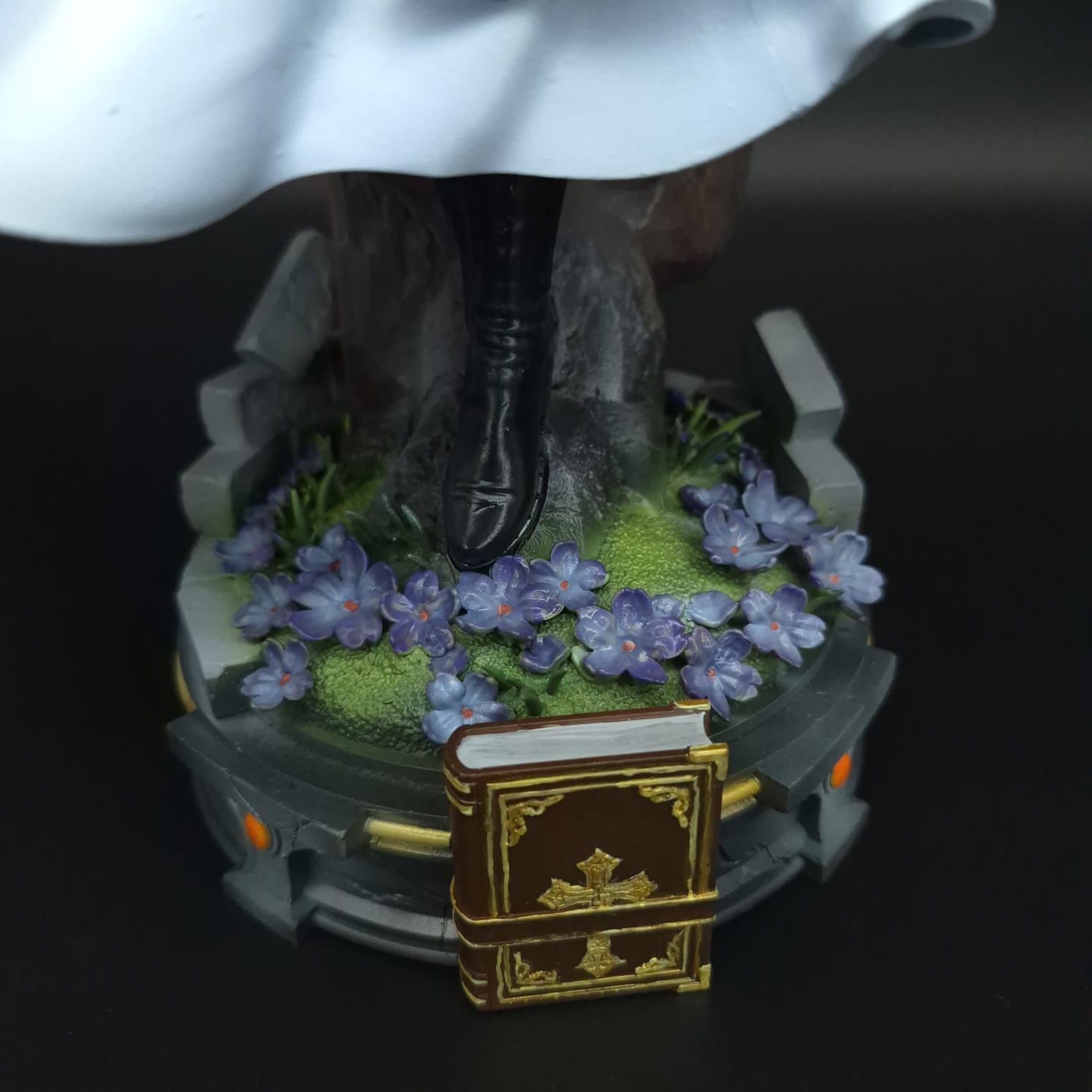 Fern- Soso no Frieren  - Figura de Acción 34 cm - En Caja - Resina