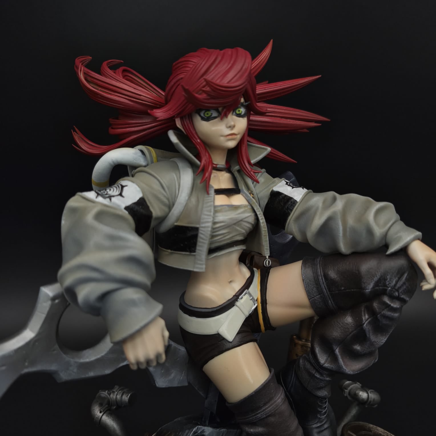 Riyo Reaper - Gachiakuta - Figura de Acción 30 cm - En Caja - Resina