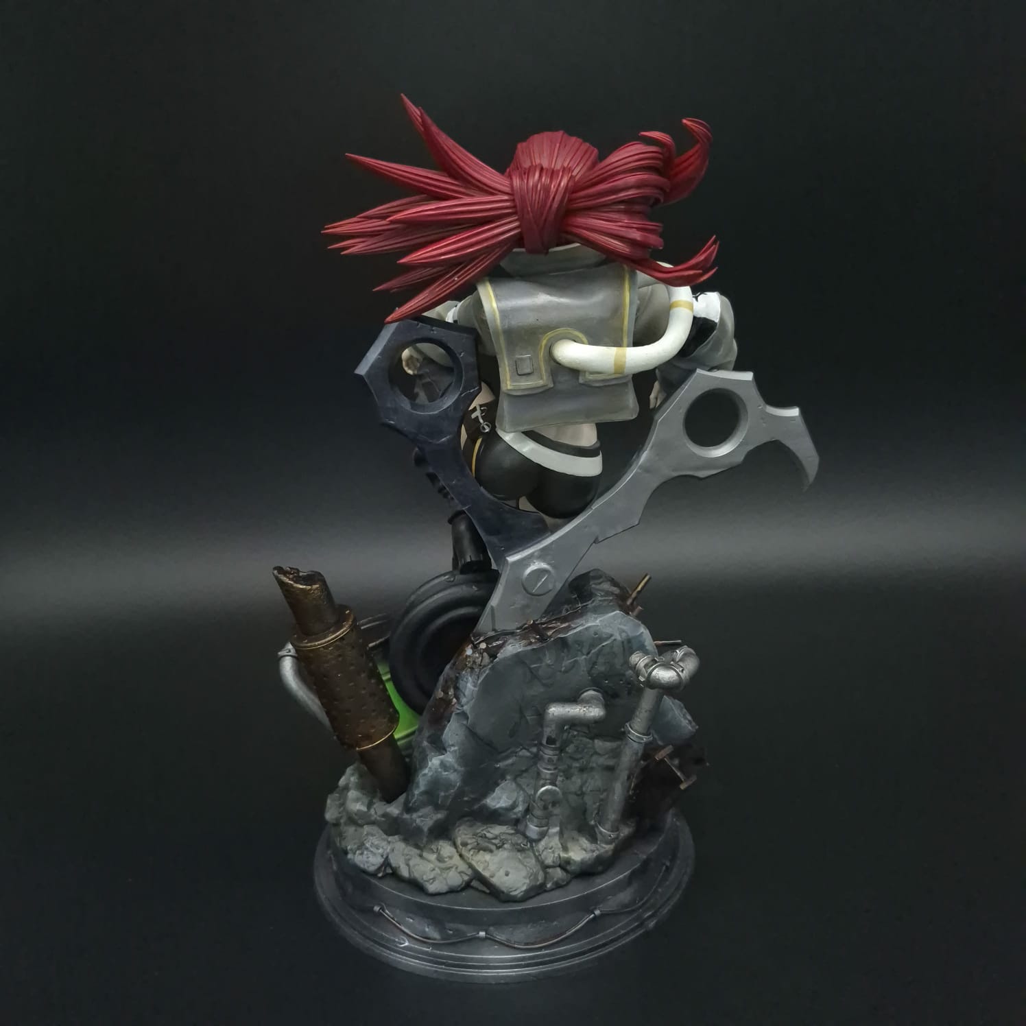 Riyo Reaper - Gachiakuta - Figura de Acción 30 cm - En Caja - Resina