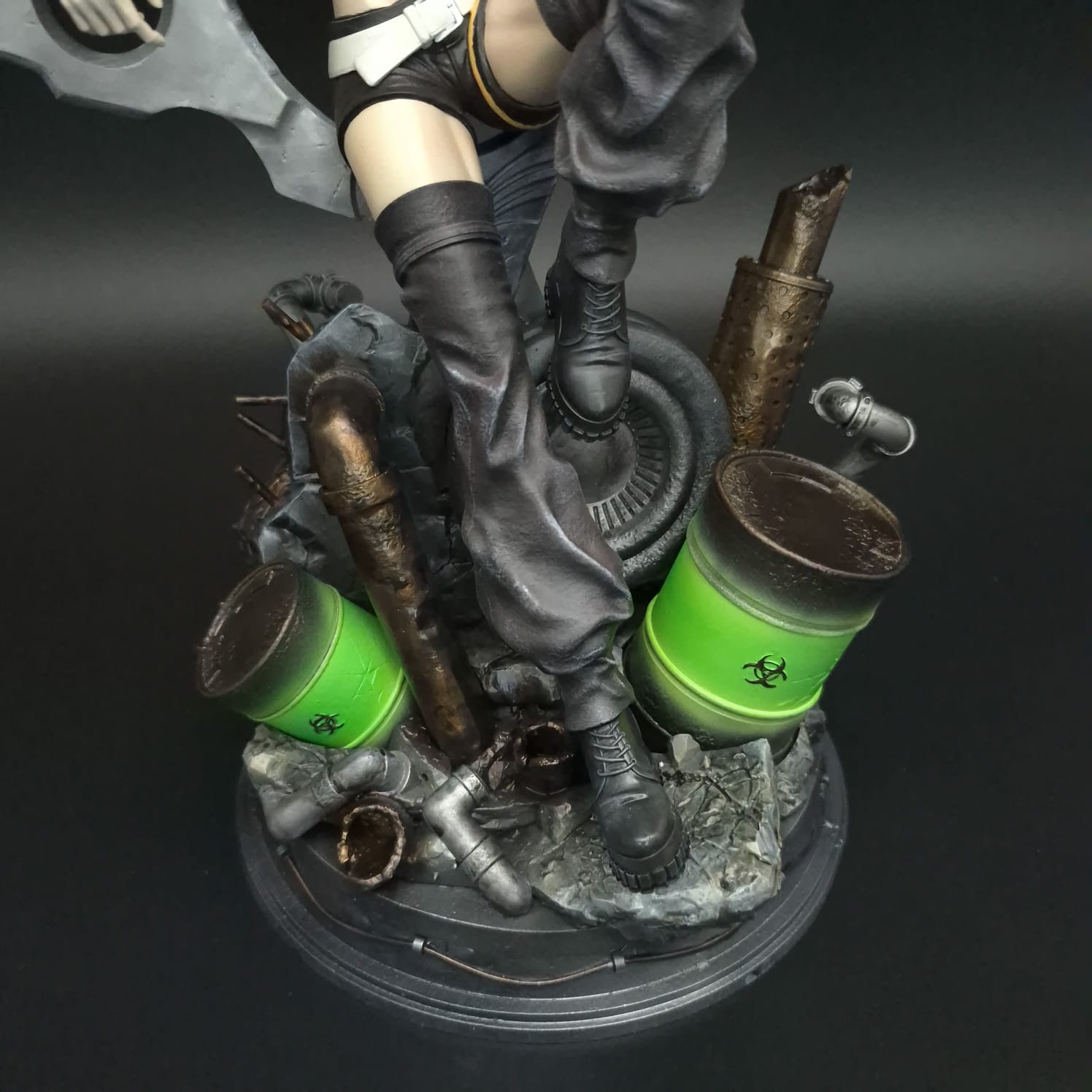 Riyo Reaper - Gachiakuta - Figura de Acción 30 cm - En Caja - Resina