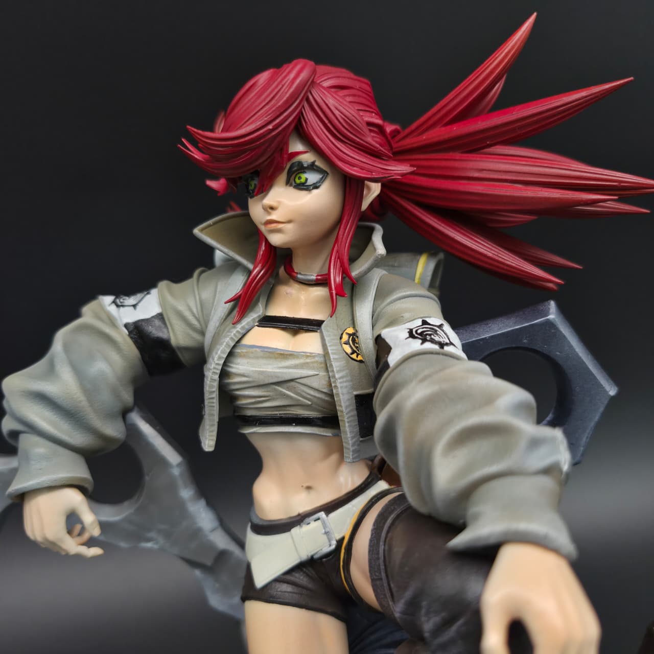Riyo Reaper - Gachiakuta - Figura de Acción 30 cm - En Caja - Resina