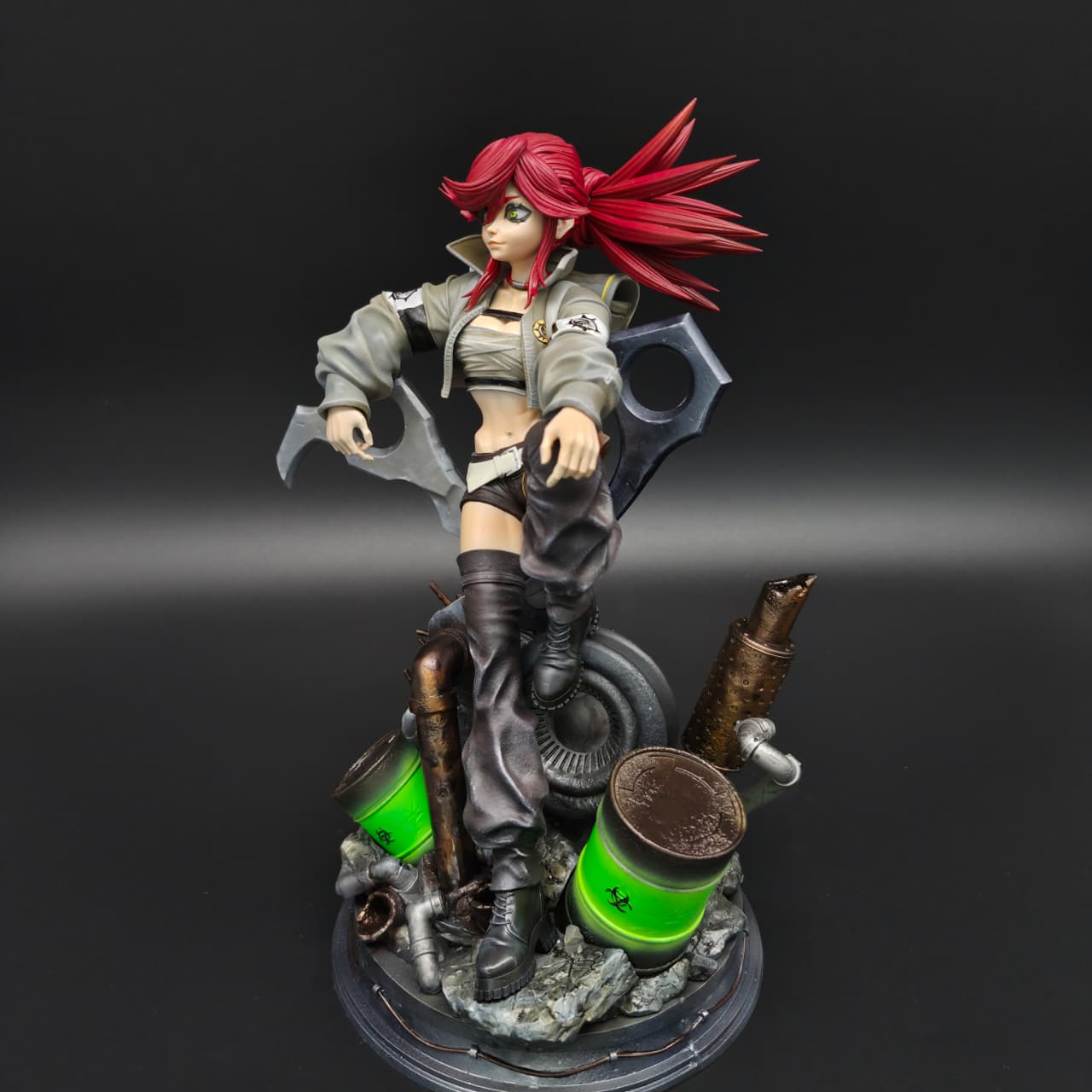 Riyo Reaper - Gachiakuta - Figura de Acción 30 cm - En Caja - Resina