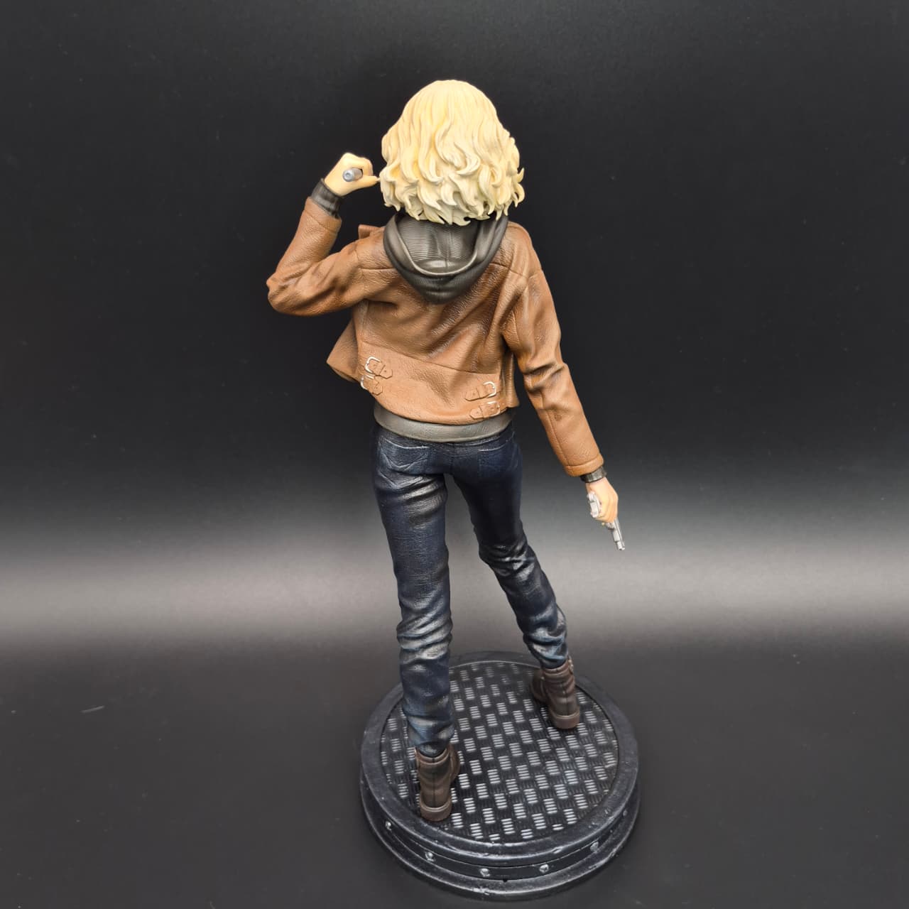 Grace Ashcroft - Resident Evil - Figura de Acción 31 cm - En Caja - Resina