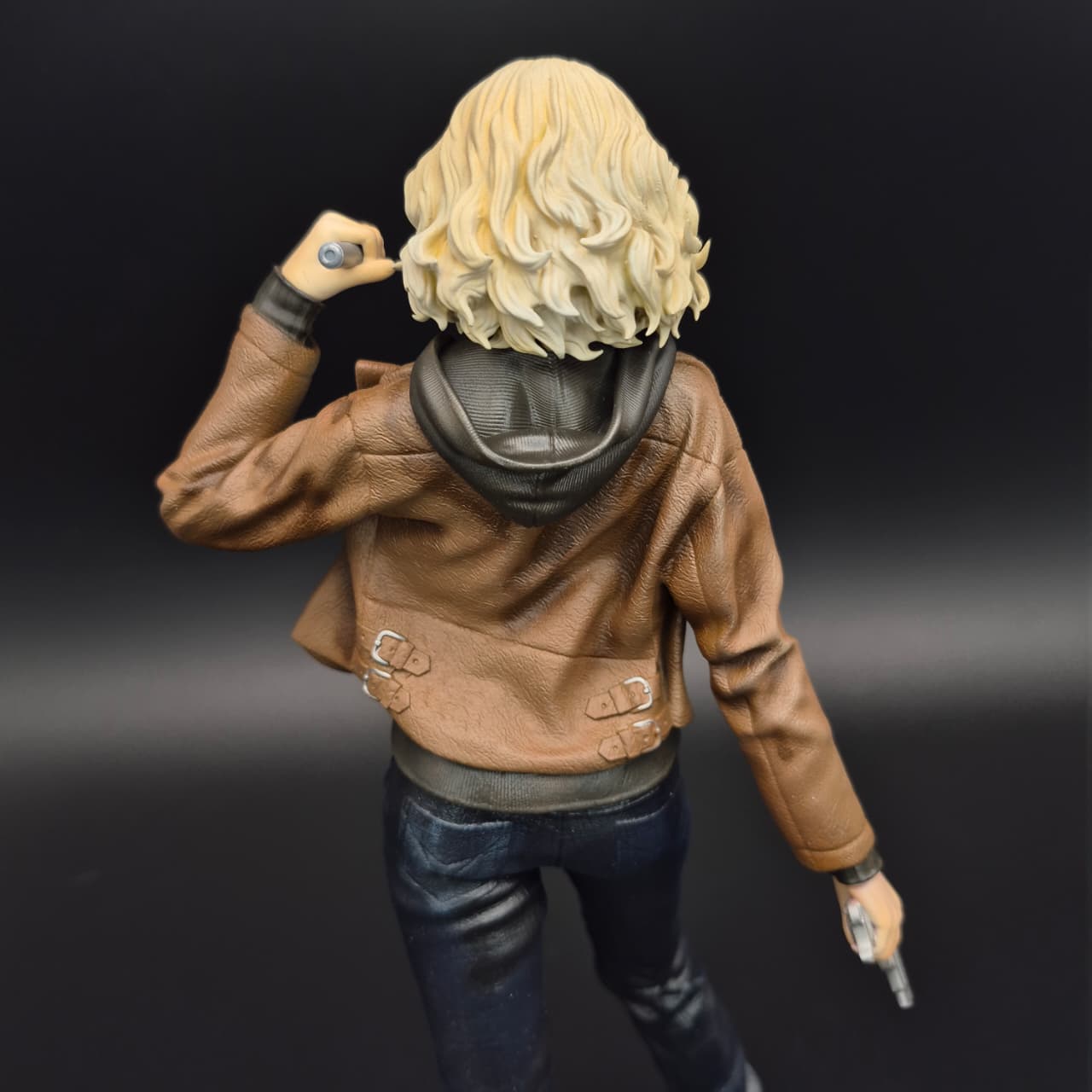 Grace Ashcroft - Resident Evil - Figura de Acción 31 cm - En Caja - Resina