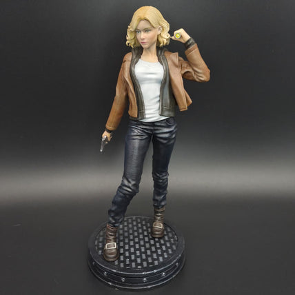 Grace Ashcroft - Resident Evil - Figura de Acción 31 cm - En Caja - Resina