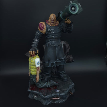 Nemesis- Resident Evil- Figura de Acción 42 cm - En Caja - Resina