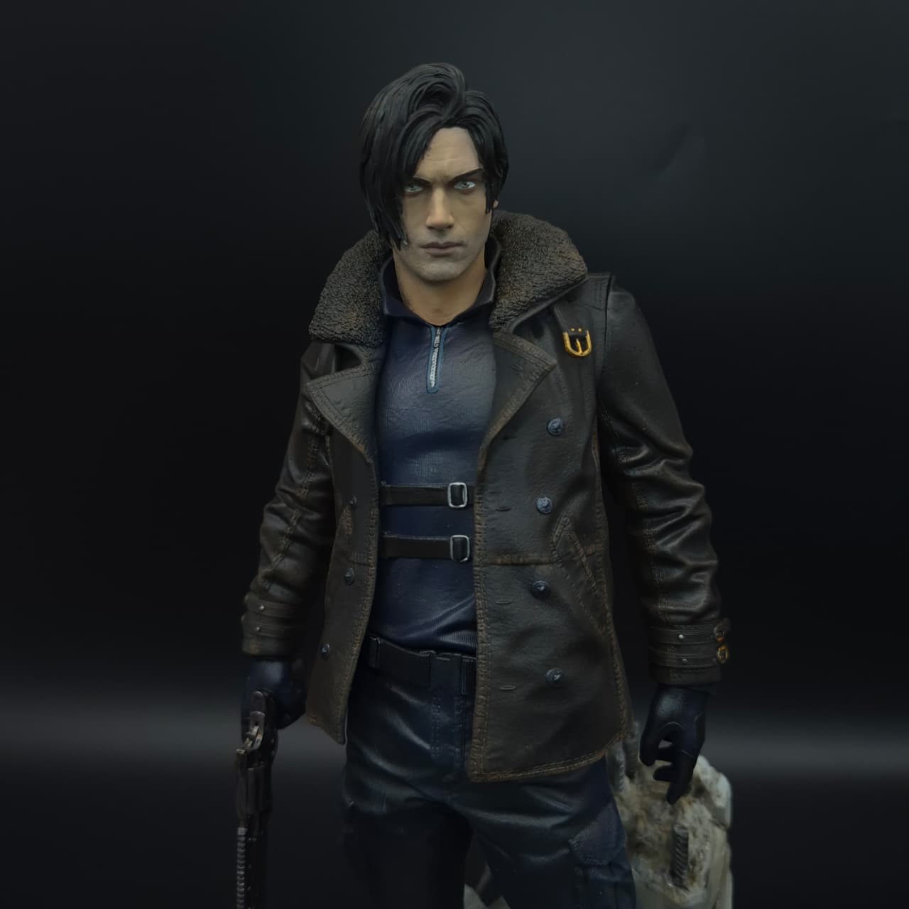 Leon Kennedy 2 Torsos - Resident Evil- Figura de Acción 33 cm - En Caja - Resina