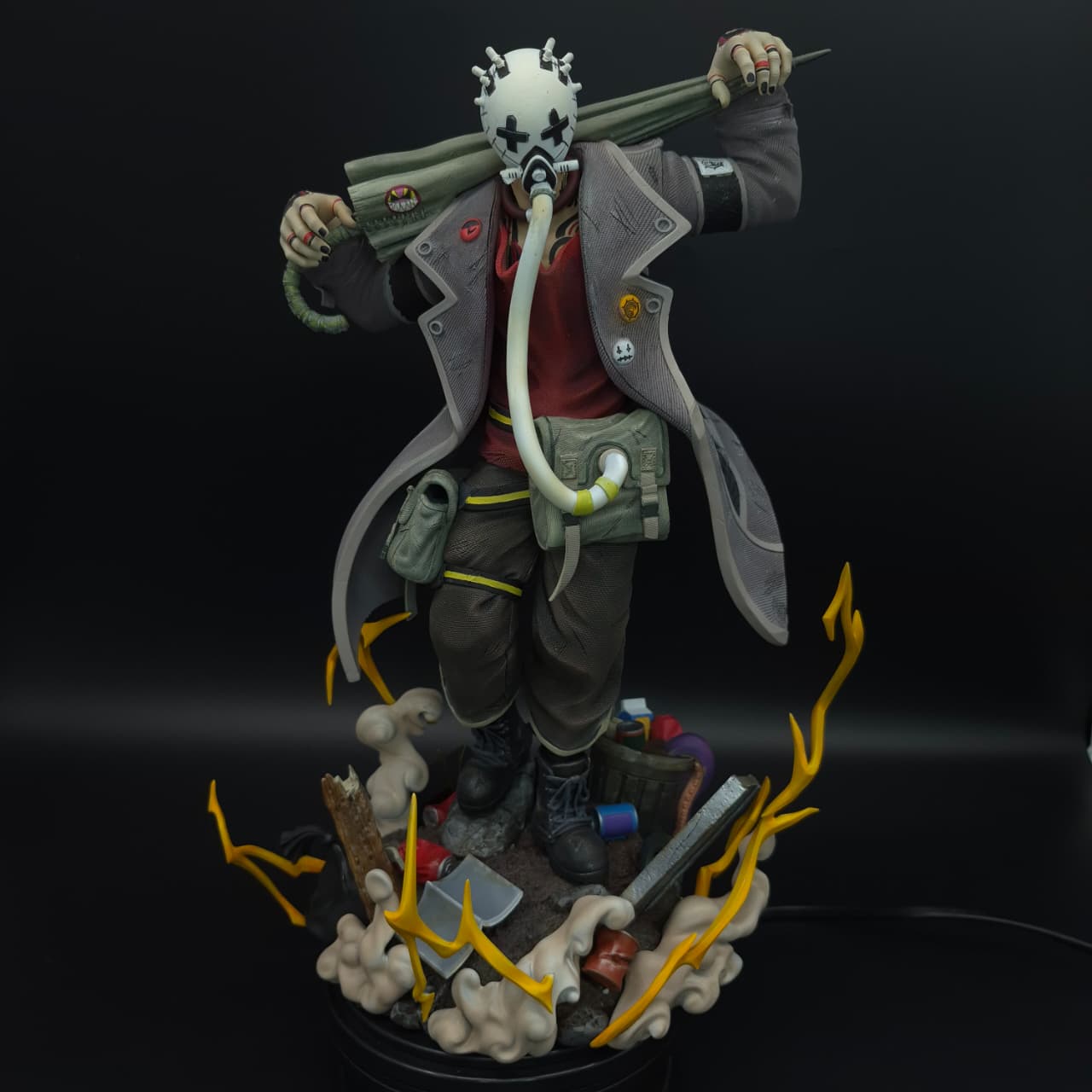 Enjin 2 cabezas- Gachiakuta - Figura de Acción 34 cm - En Caja - Resina