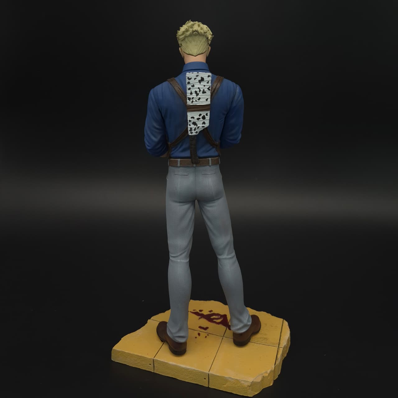 Nanami Kento- Jujutsu kaisen- Figura de Acción 32 cm - En Caja - Resina