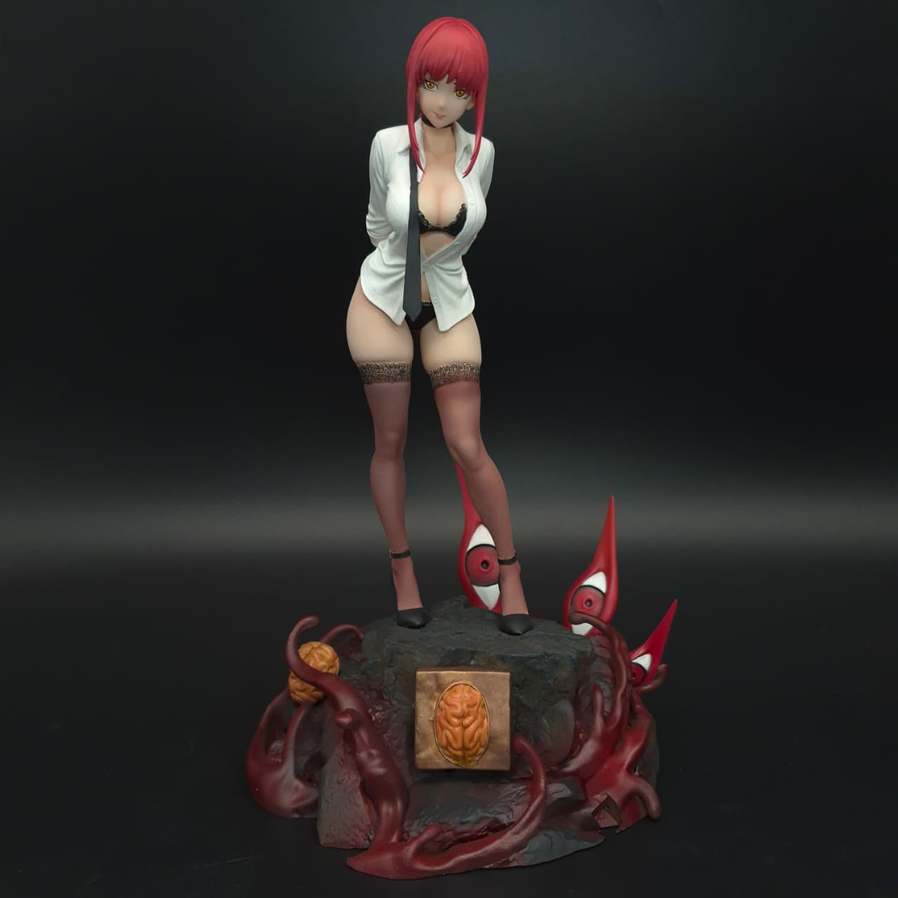 Makima- Chainsaw Man -Figura de Acción 24 cm - En Caja - Resina