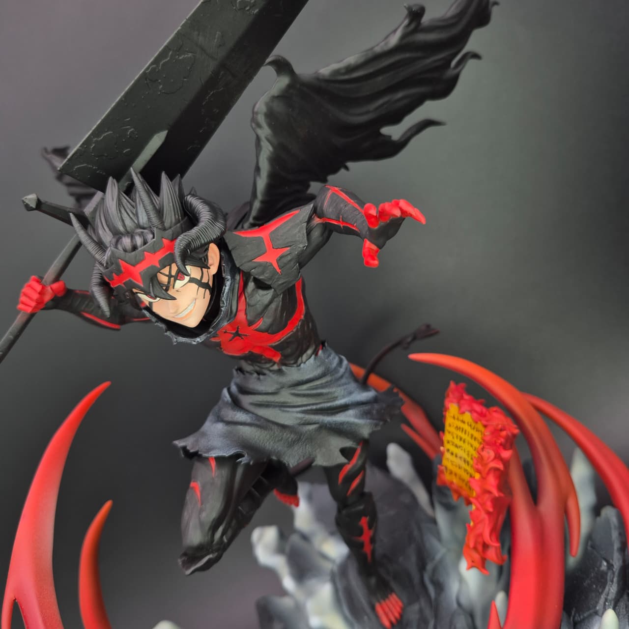 Asta Trasformado- Black Clover - Figura De Accion- 32 cm- En caja