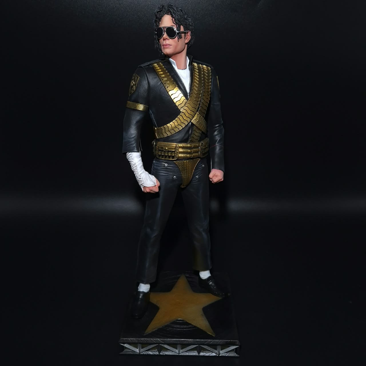 Michael Jackson- Figura de Acción 34 cm - En Caja