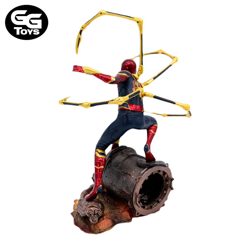 Spiderman - Avengers Infinity Wars - Figura de Acción 21 cm - En Caja - PVC / Plástico