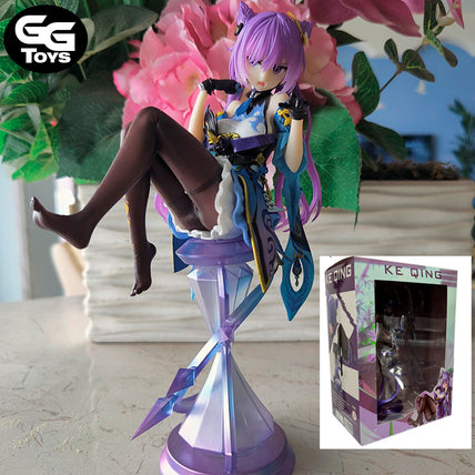 Keqing Sentada - Genshin Impact - Figura de Acción 21 cm - En Caja - PVC / Plástico